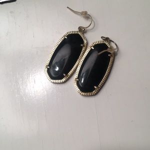 Kendra Scott Jewelry - Kendra Scott Elle earrings Kendra Scott Jewelry - Kendra Scott Elle earrings